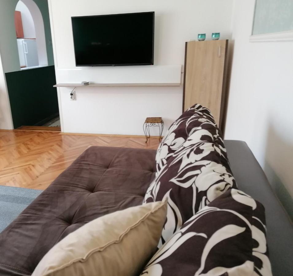 Apartman Centar Kruševac Exterior foto