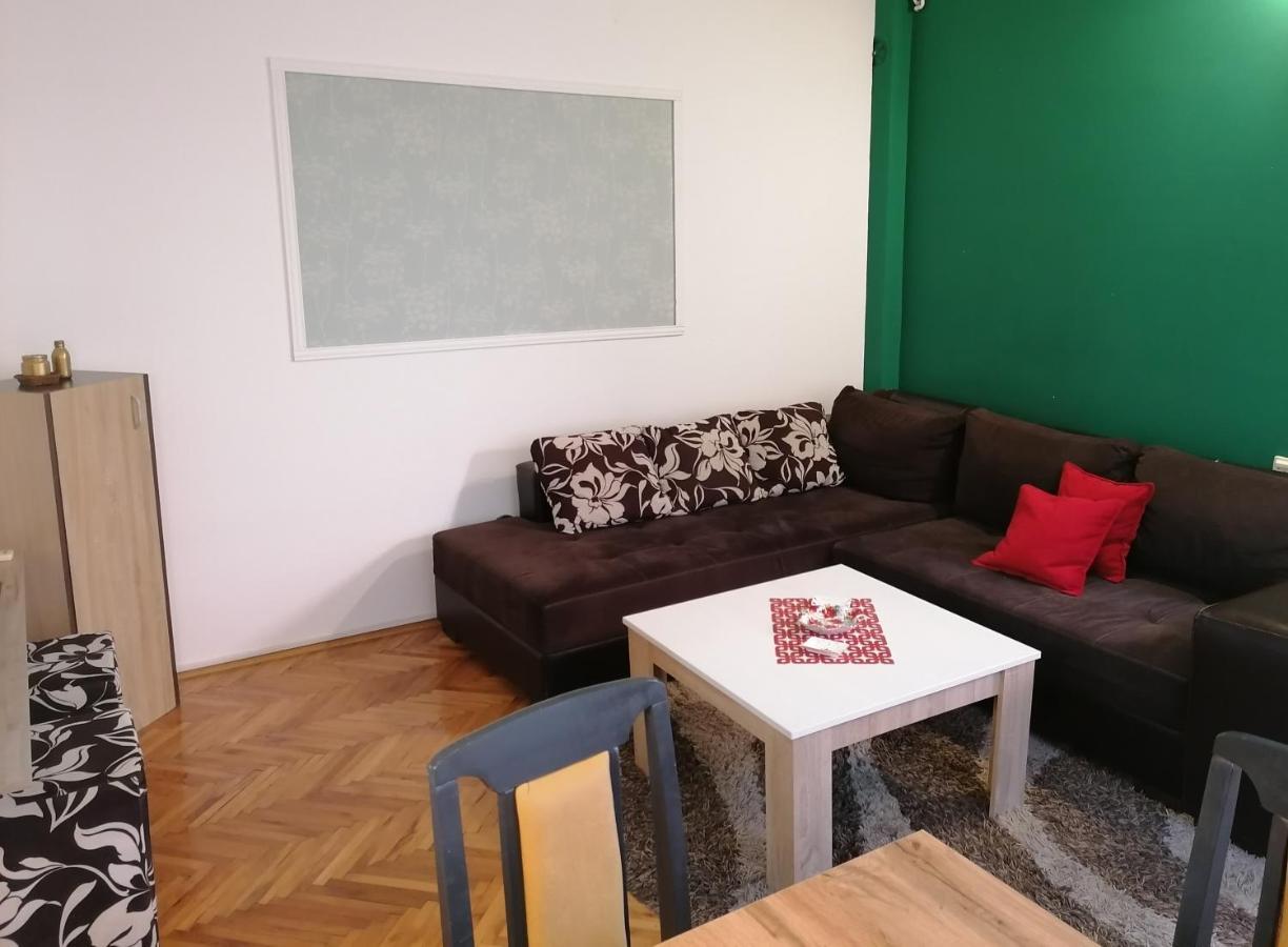 Apartman Centar Kruševac Exterior foto